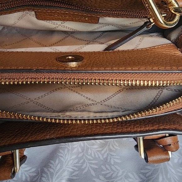 MICHAEL KORS Savannah Small Satchel Handbag | Brown Genuine Leather Designer Bag - Picture 7 of 11